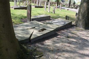 Begraafplaats verwering 2