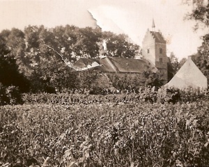 Anloo ,gezicht op de kerk vanaf Espattie.jpg